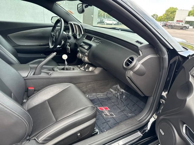 Used 2010 Chevrolet Camaro SS w/ RS Package RWD image 21