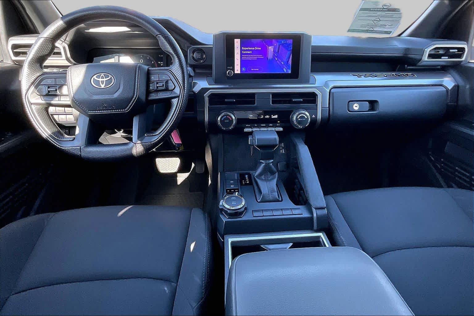 Used 2025 Toyota Tacoma SR5 AWD/4WD image 14
