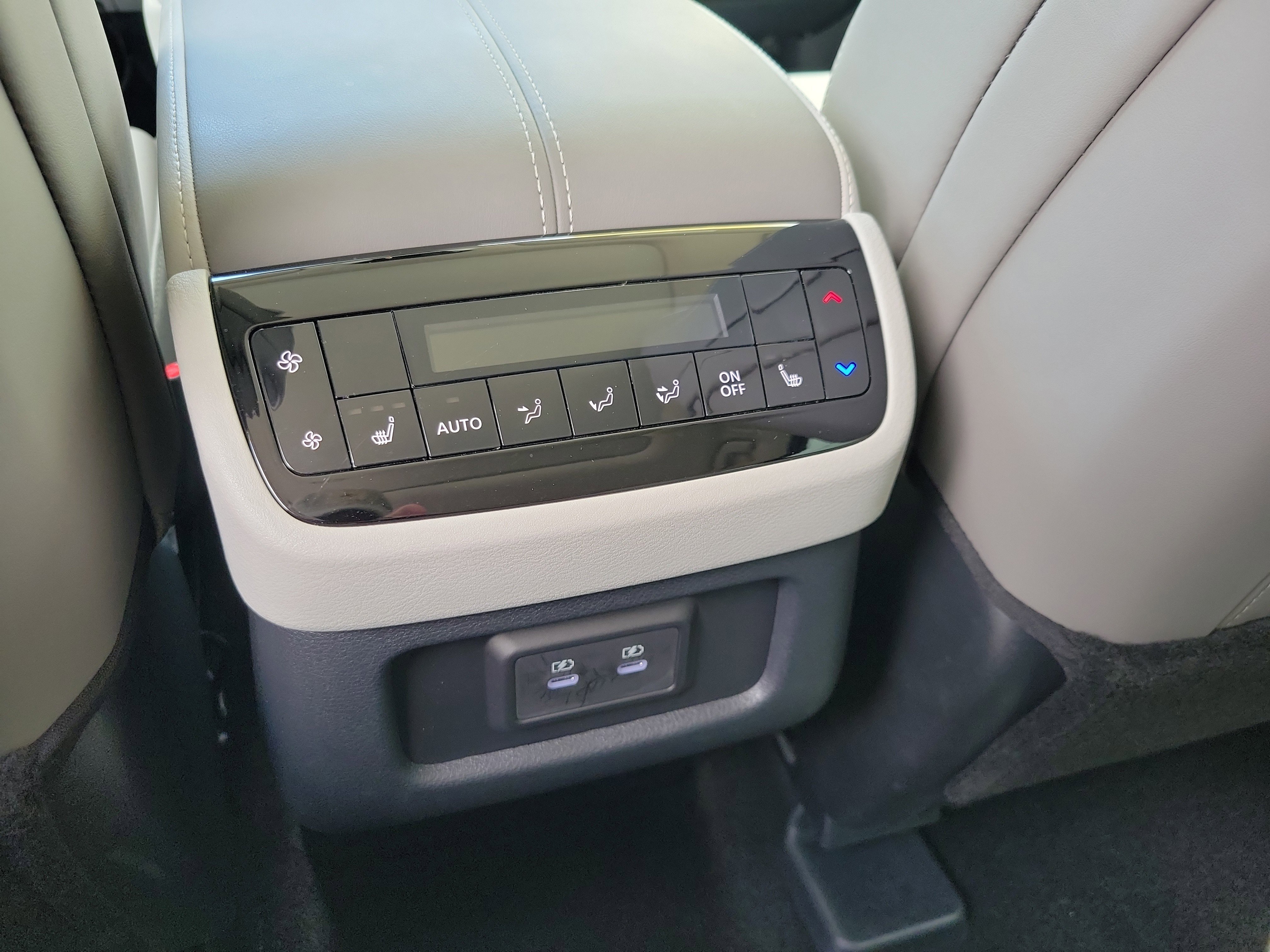 Certified 2026 INFINITI QX60 Luxe w/ Cargo Package image 15