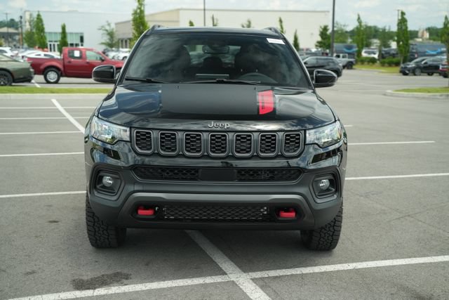 New 2026 Jeep Compass Trailhawk w/ Sun, Sound & Navigation Group AWD/4WD video 2