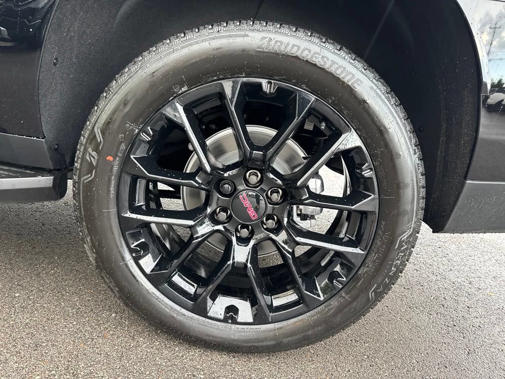 New 2026 GMC Yukon XL Denali w/ Advanced Technology Package AWD/4WD image 33