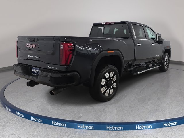 Used 2024 GMC Sierra 2500 Denali w/ Technology Package AWD/4WD image 6