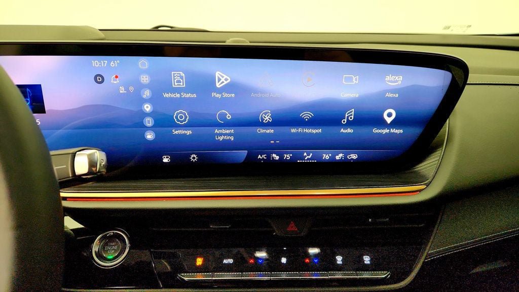 Used 2024 Buick Envision Avenir AWD/4WD image 18