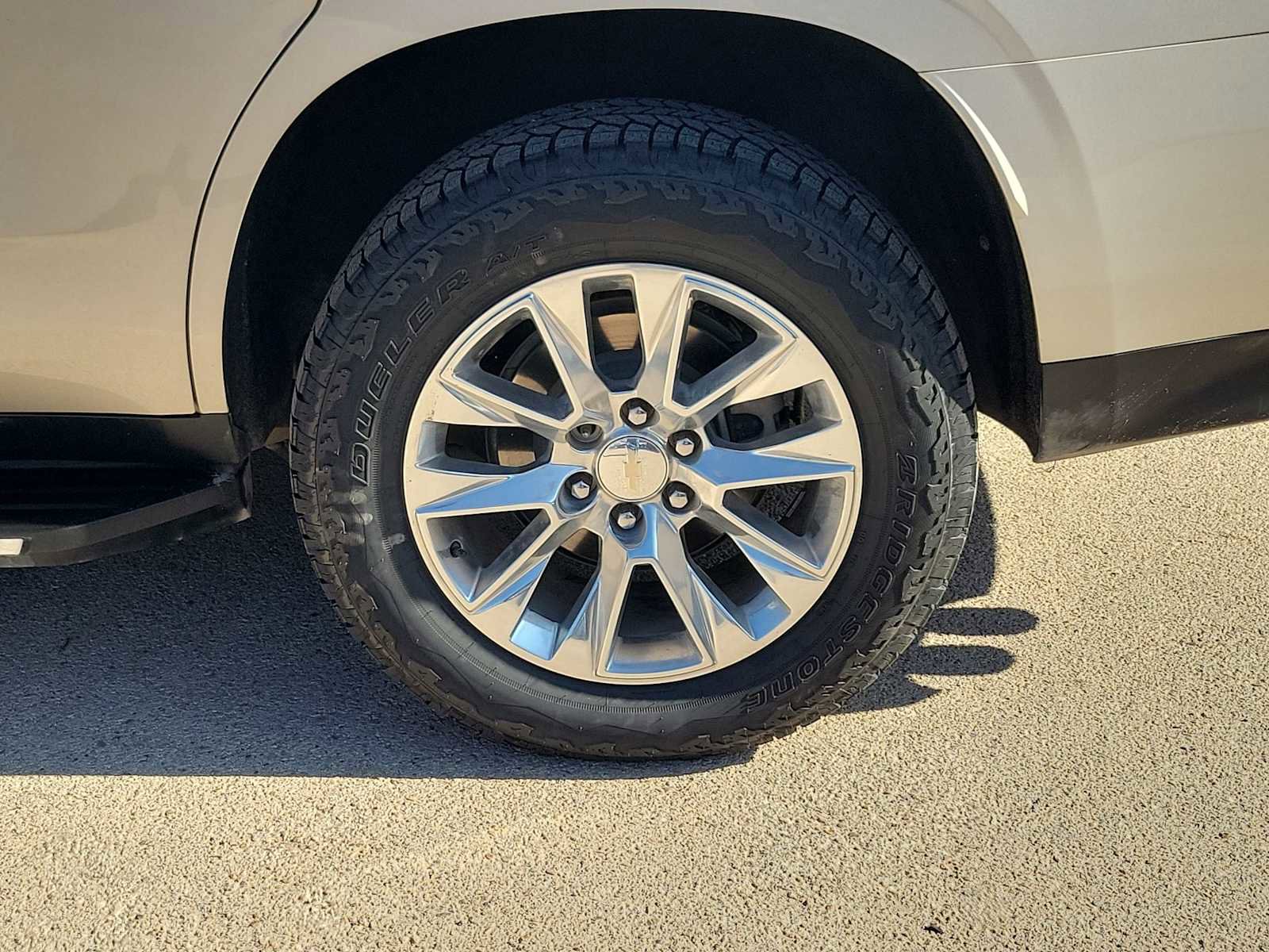 Used 2023 Chevrolet Tahoe Premier image 4