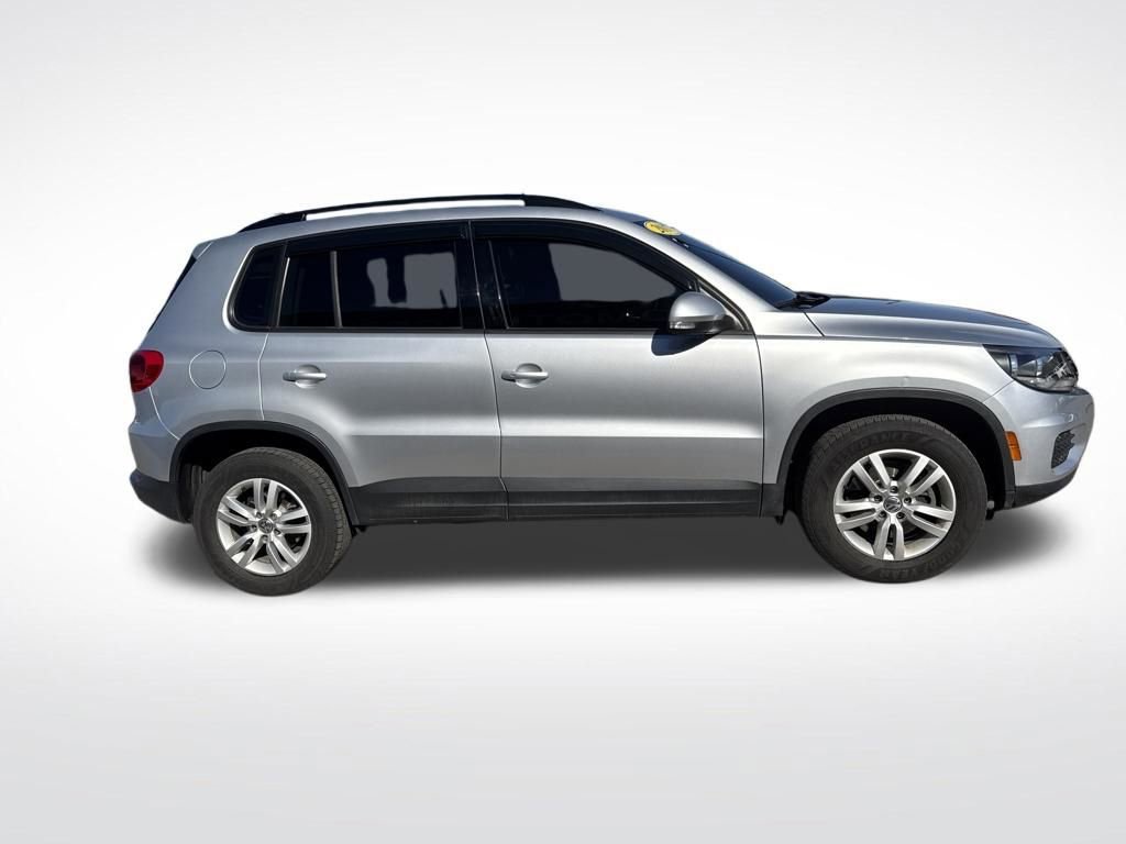 Used 2017 Volkswagen Tiguan S AWD/4WD image 6