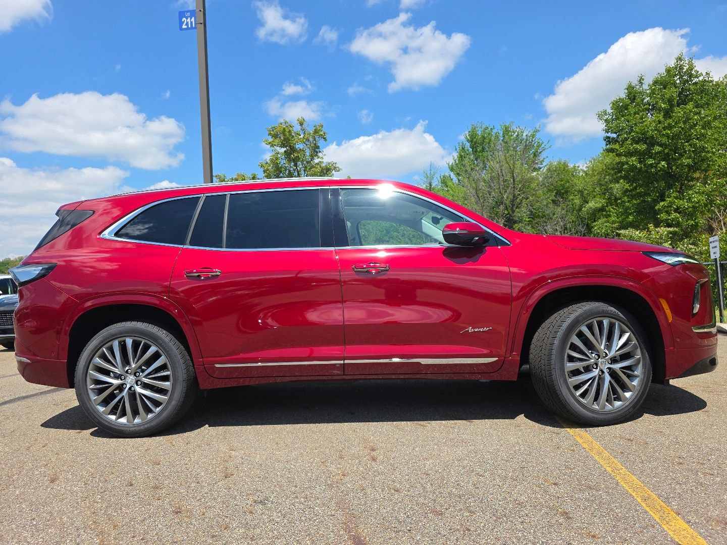 New 2026 Buick Enclave Avenir w/ Super Cruise Package AWD/4WD image 20