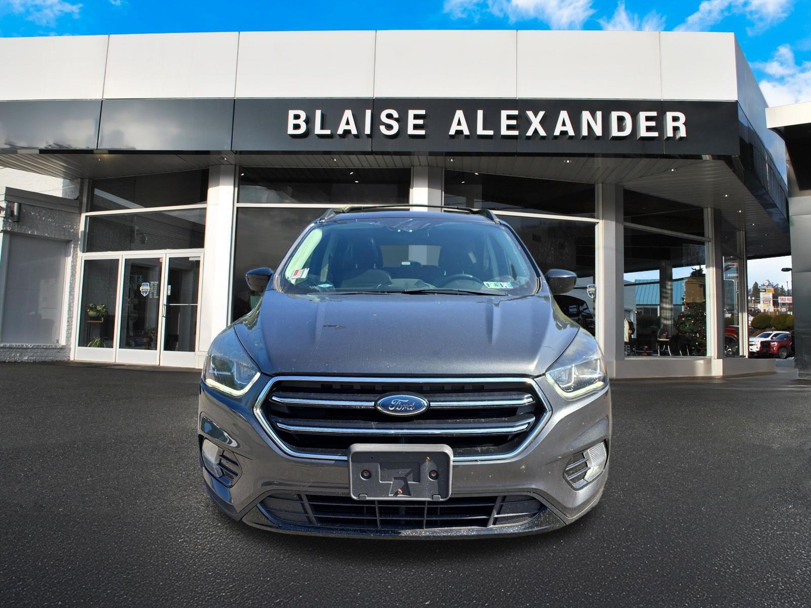 Used 2018 Ford Escape SE w/ SE Sport Appearance Package AWD/4WD image 9
