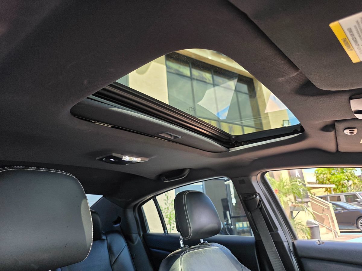 Used 2012 Chrysler 200 Limited FWD image 17