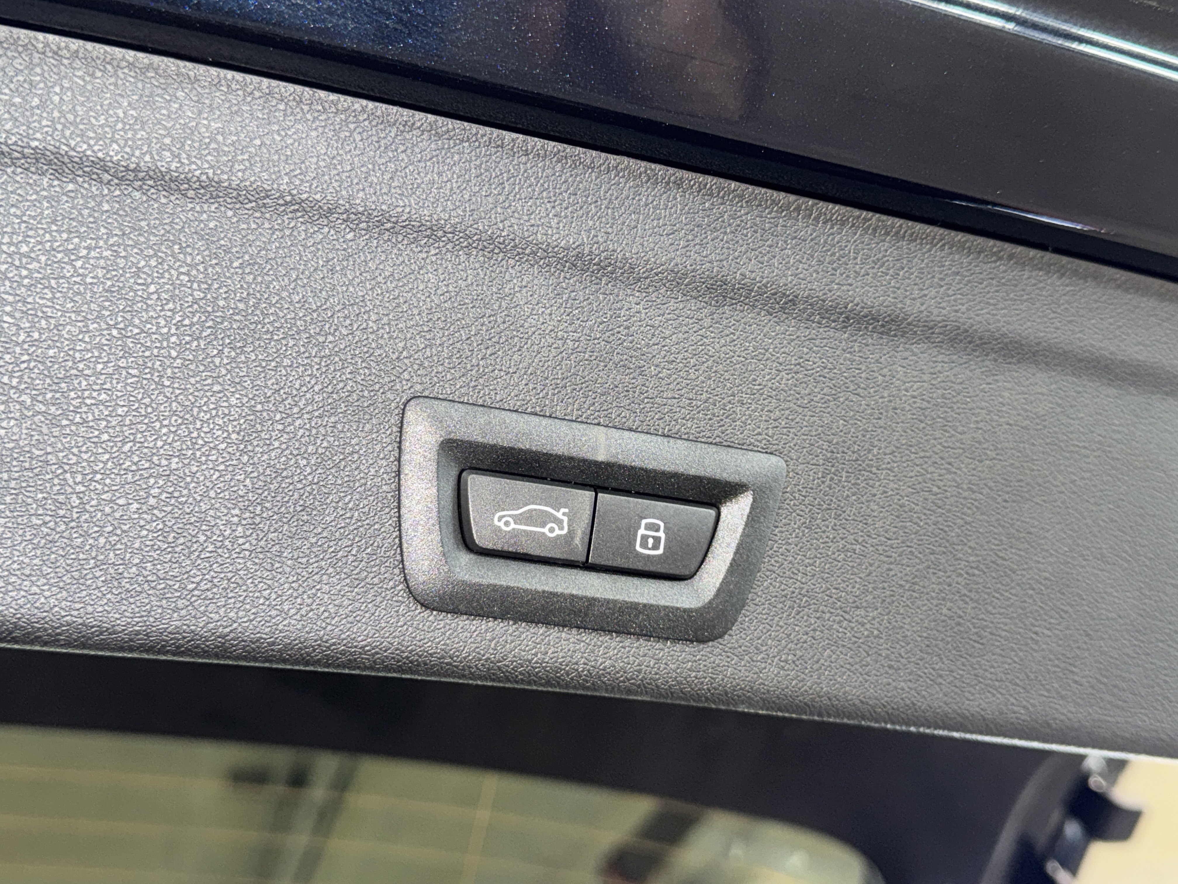 Used 2026 BMW X6 xDrive40i image 14