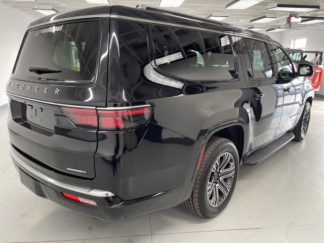 Used 2024 Jeep Wagoneer L Series II w/ Flexible Seating Group image 15