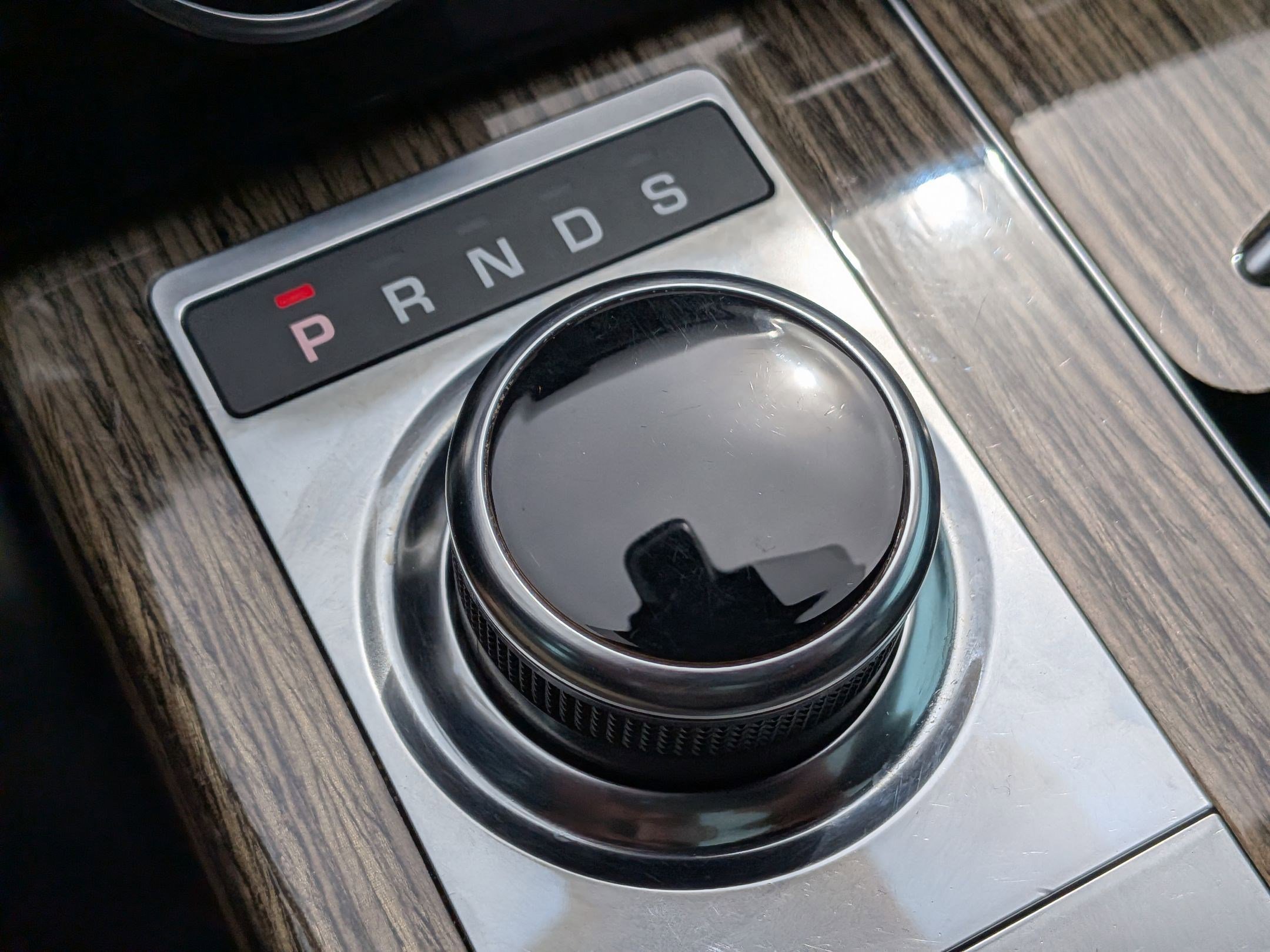 Used 2020 Land Rover Range Rover image 24