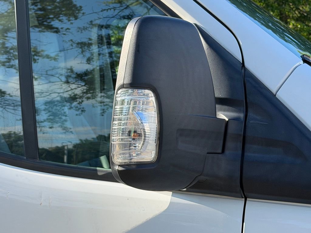 Used 2019 Ford Transit 150 130 Low Roof RWD image 9