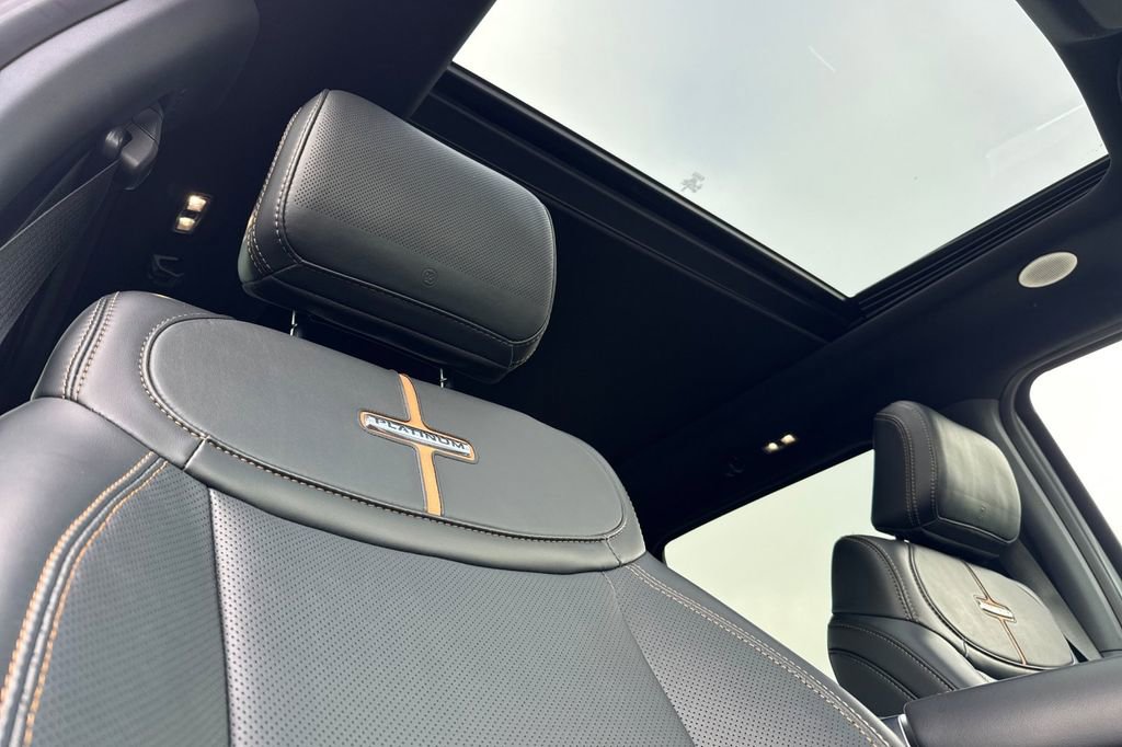 Used 2023 Ford F150 Platinum w/ Equipment Group 701A High image 18