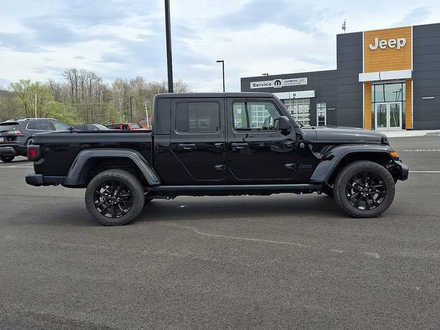 Used 2024 Jeep Gladiator Sport image 8