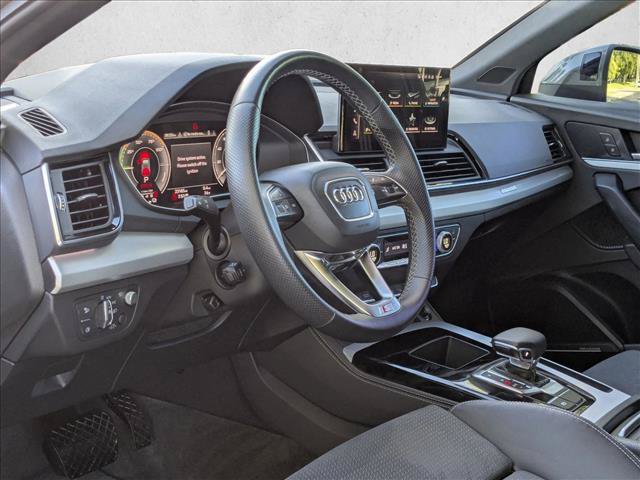Used 2023 Audi Q5 e Prestige AWD/4WD image 10