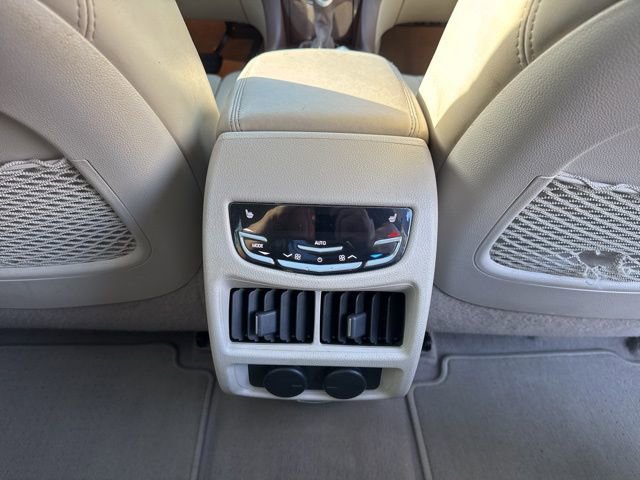 Used 2015 Cadillac SRX Premium AWD/4WD image 26