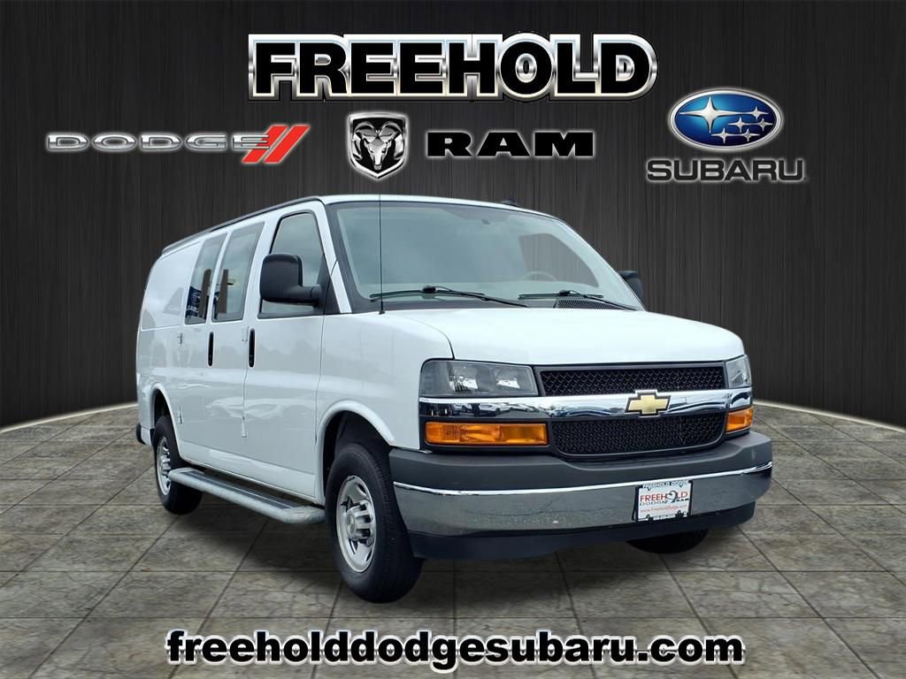 Used 2024 Chevrolet Express 2500 w/ Driver Convenience Package image 1