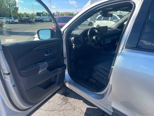 New 2026 Honda Pilot Black Edition image 22
