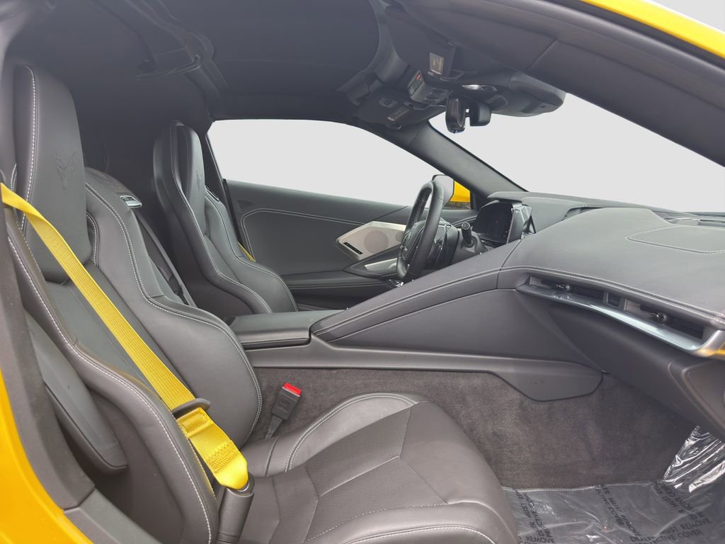 Used 2025 Chevrolet Corvette Stingray Preferred Cpe w/ Z51 Performance Package RWD image 23