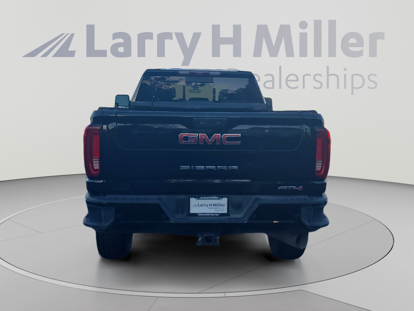 Certified 2023 GMC Sierra 3500 AT4 w/ AT4 Premium Plus Package AWD/4WD image 4