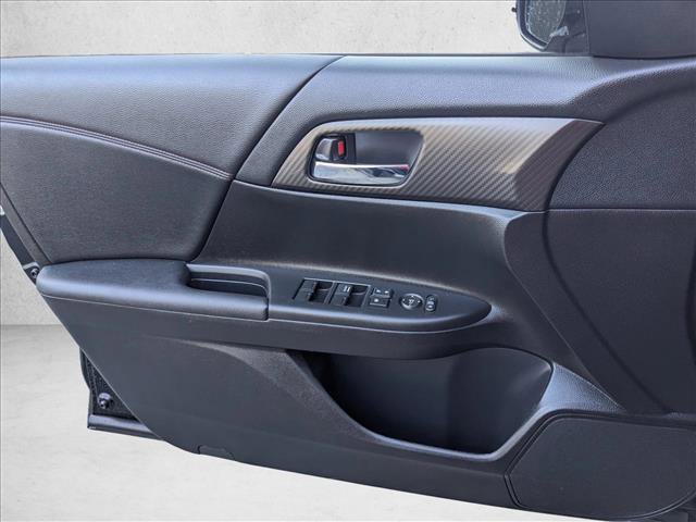 Used 2017 Honda Accord Sport Special Edition image 18