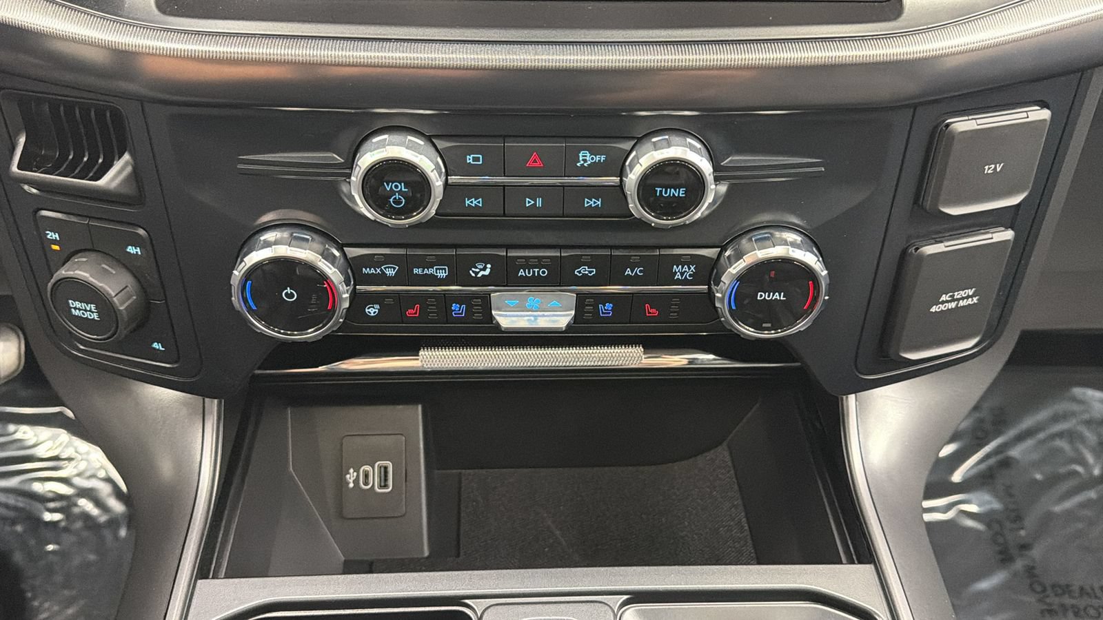 Used 2026 Ford F150 Lariat AWD/4WD image 23
