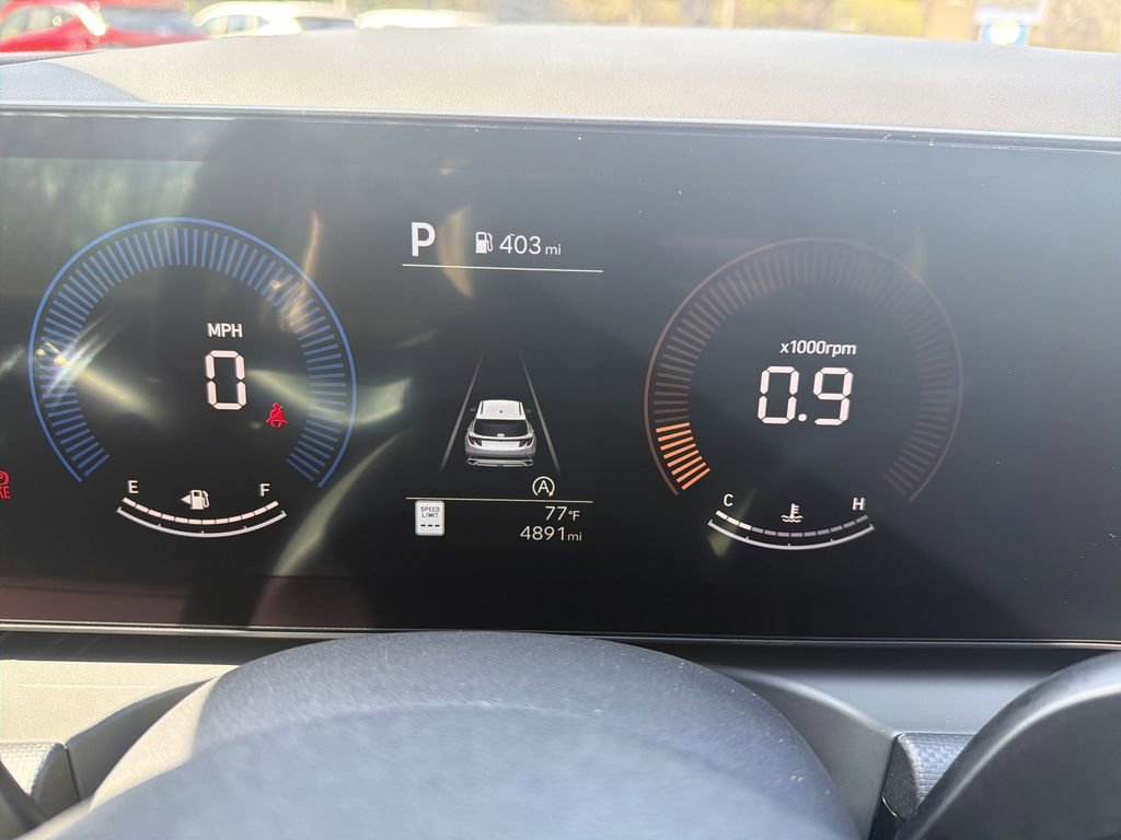 Used 2025 Hyundai Tucson SE image 16