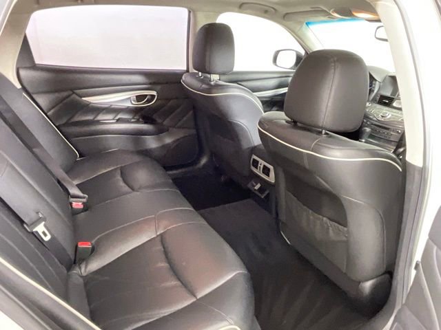 Used 2018 INFINITI Q70 L 3.7 image 20