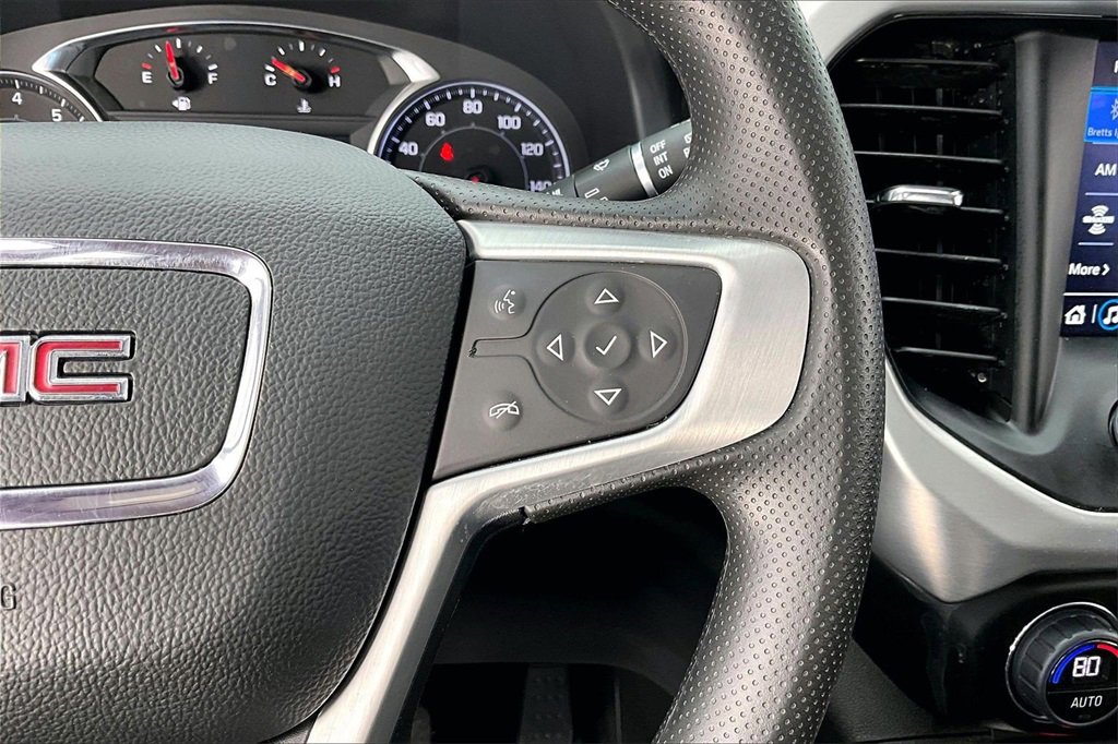 Used 2023 GMC Acadia SLE w/ Driver Convenience Package image 19