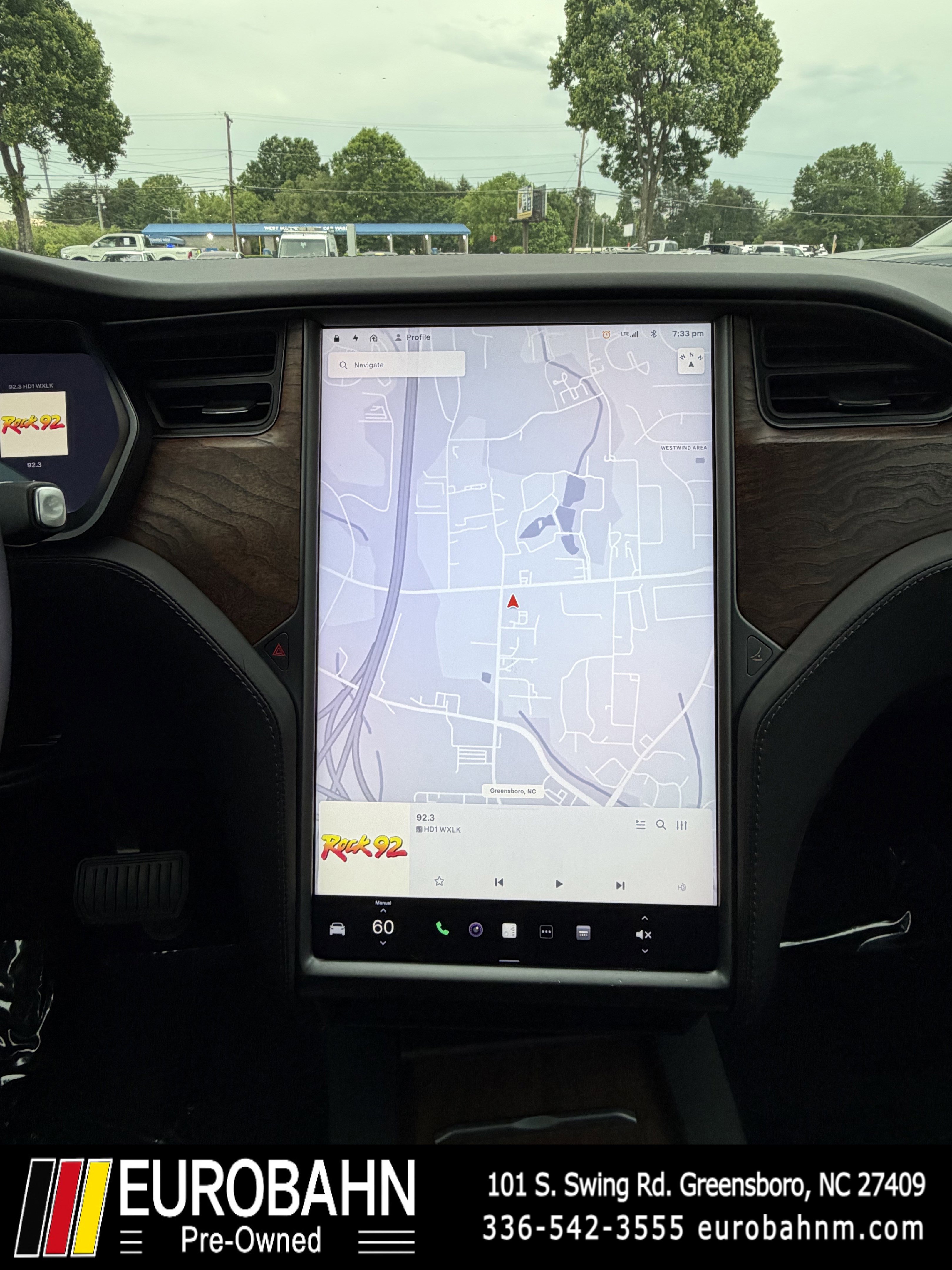 Used 2020 Tesla Model X Long Range AWD/4WD image 22
