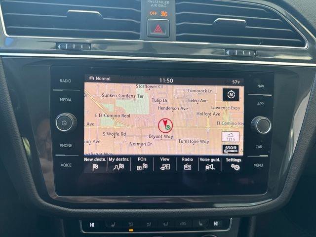 Used 2018 Volkswagen Tiguan SEL AWD/4WD image 19