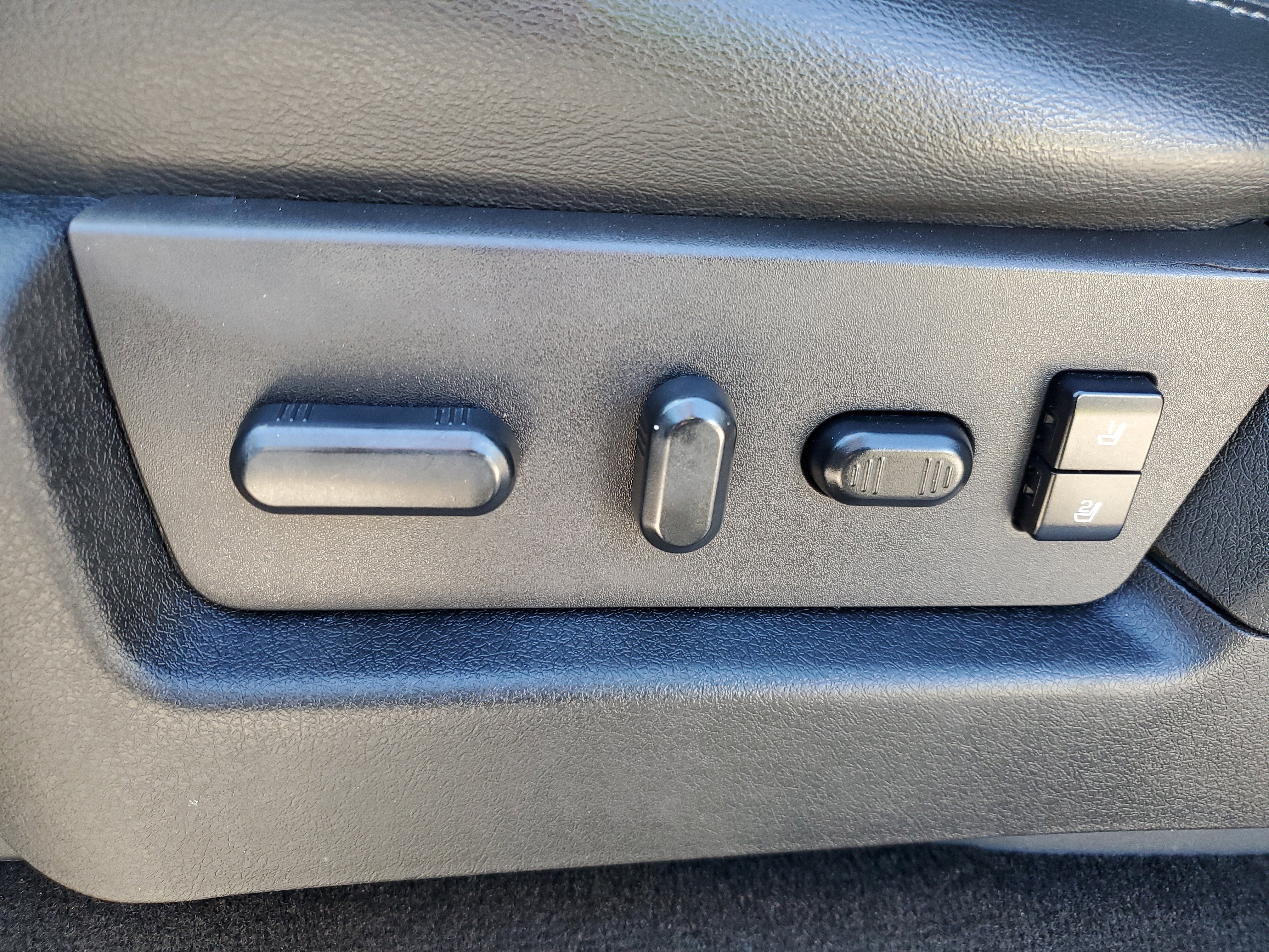 Used 2014 Ford F150 FX4 w/ Equipment Group 402A Luxury image 10