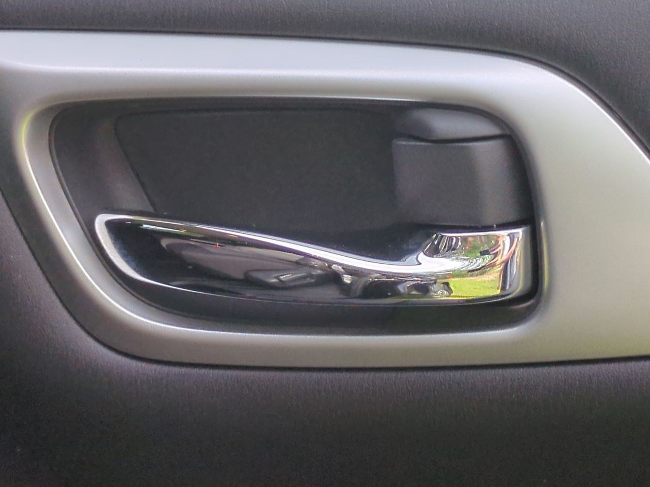 Certified 2020 Nissan Pathfinder SV FWD image 37