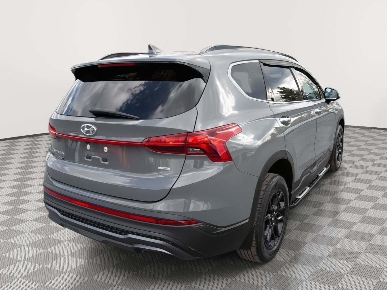 Used 2023 Hyundai Santa Fe XRT image 3