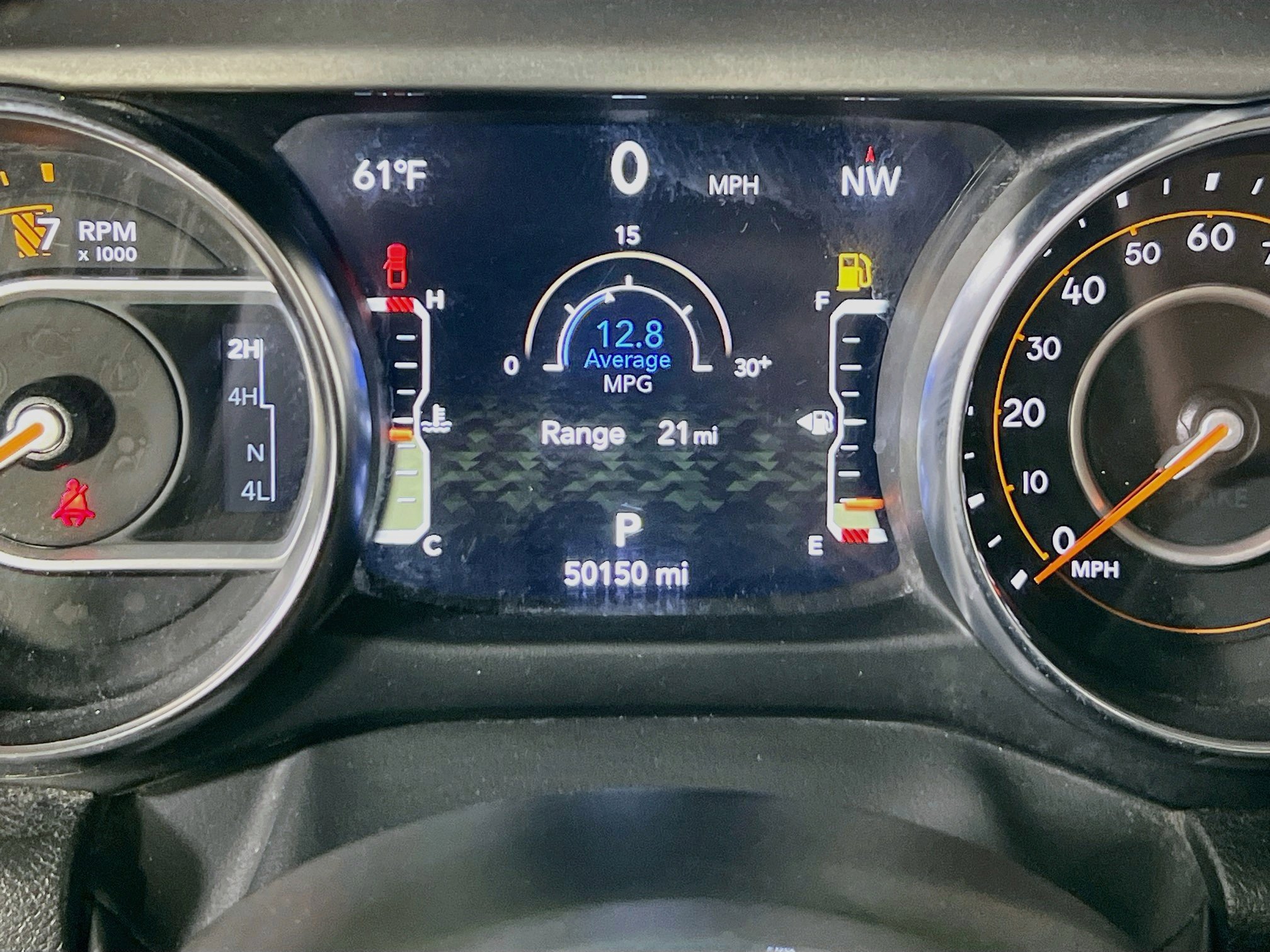 Used 2023 Jeep Gladiator Overland AWD/4WD image 12