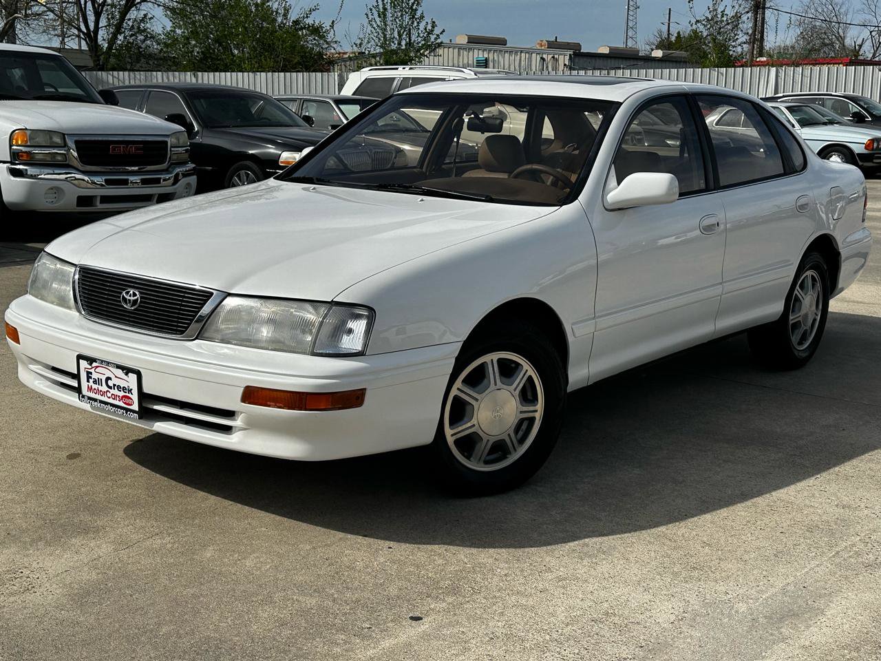 Used 1995 Toyota Avalon XLS image 10