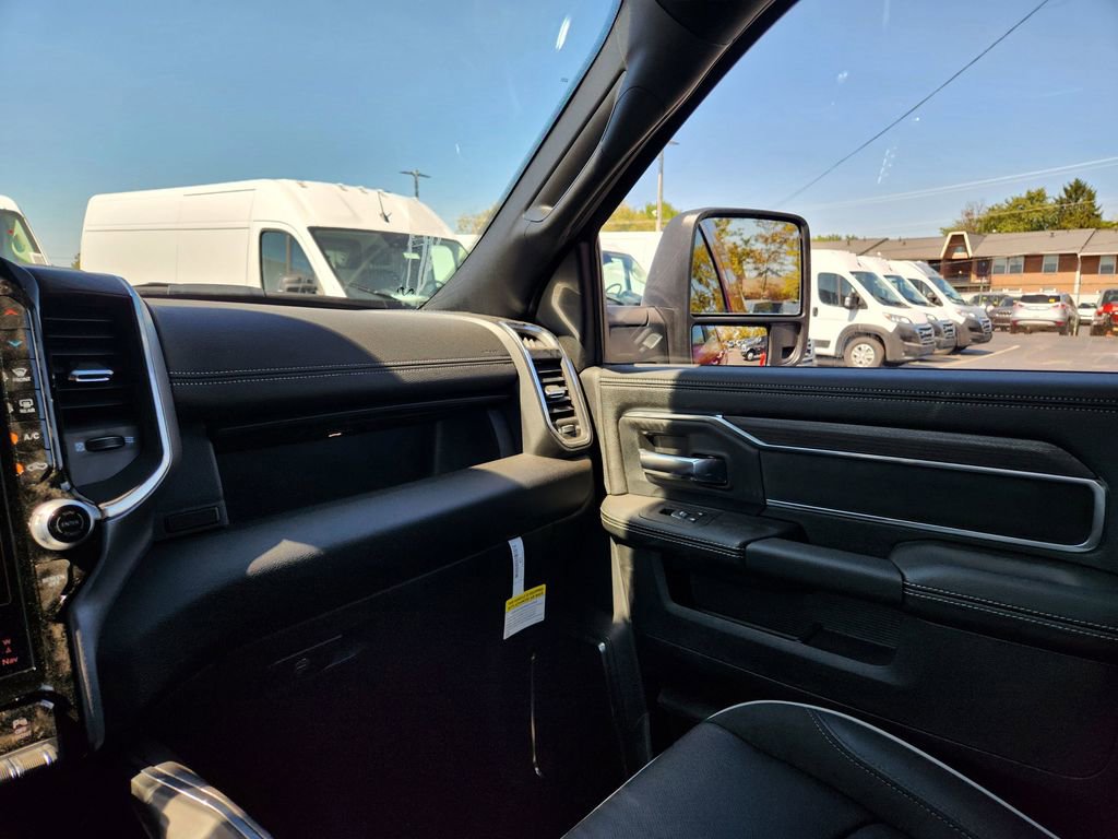 New 2026 RAM 2500 Laramie w/ Night Edition image 28