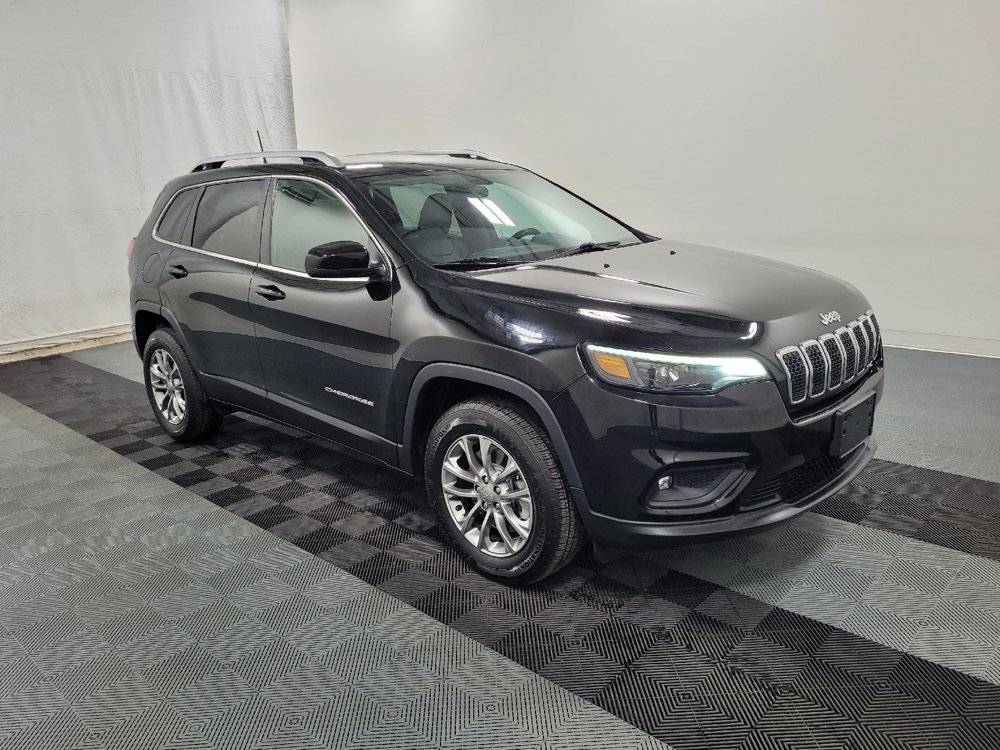 Used 2019 Jeep Cherokee Latitude Plus AWD/4WD image 11