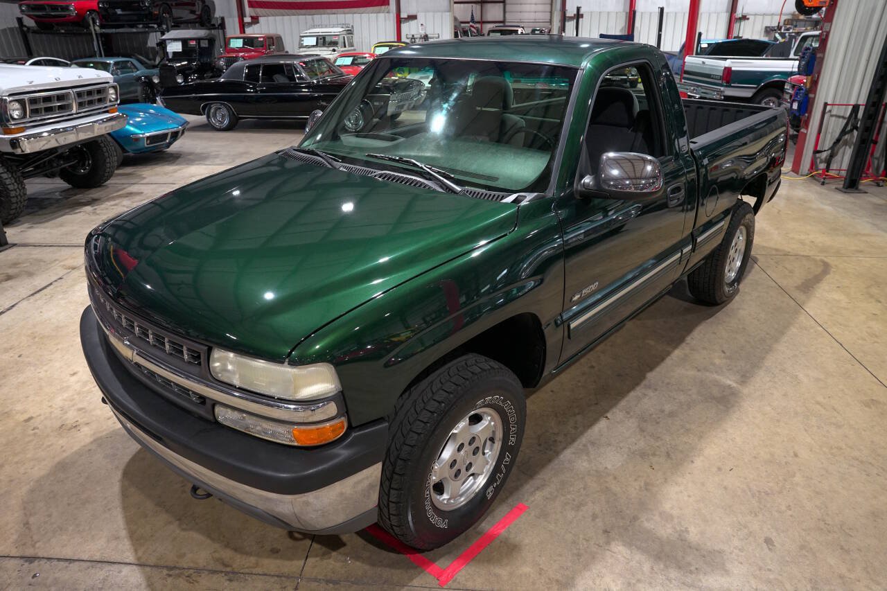 Used 2001 Chevrolet Silverado 1500 LS w/ Off-Road Chassis Pkg AWD/4WD image 15