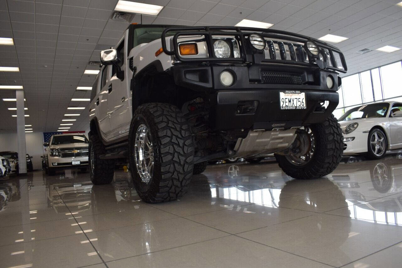 Used 2003 HUMMER H2 w/ Preferred Equipment Group image 8