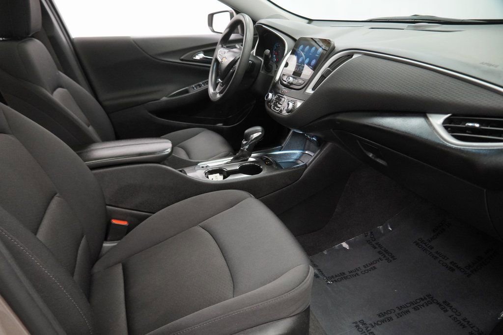 Used 2024 Chevrolet Malibu LT image 47