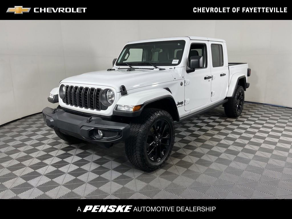 Used 2024 Jeep Gladiator Sport video 1