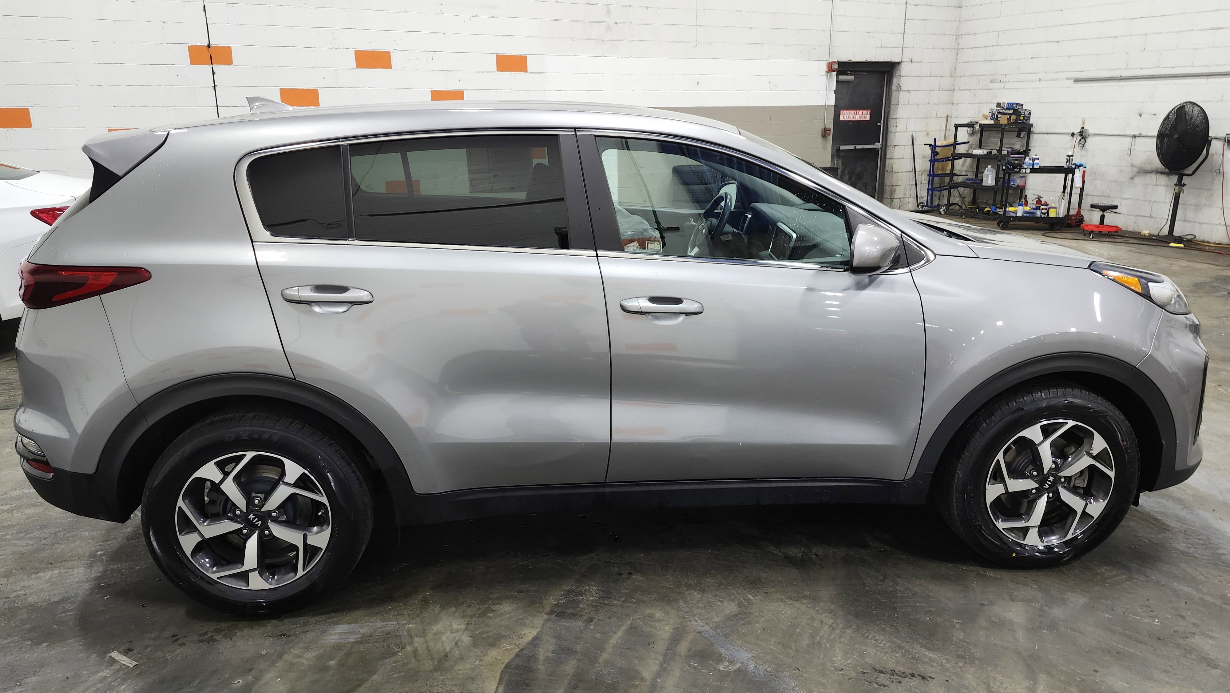 Used 2022 Kia Sportage LX image 17