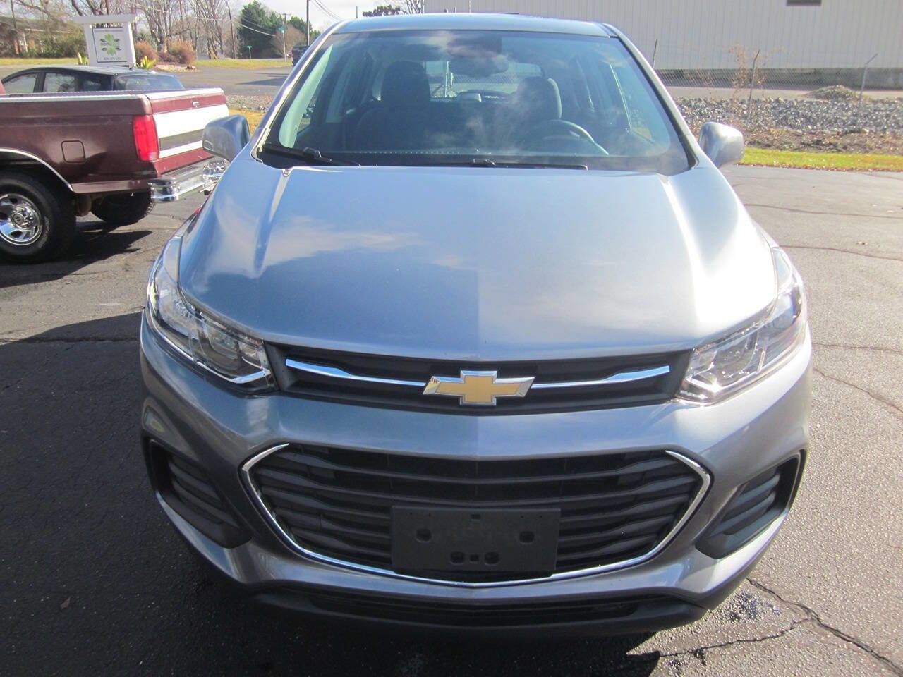 Used 2020 Chevrolet Trax LS image 3