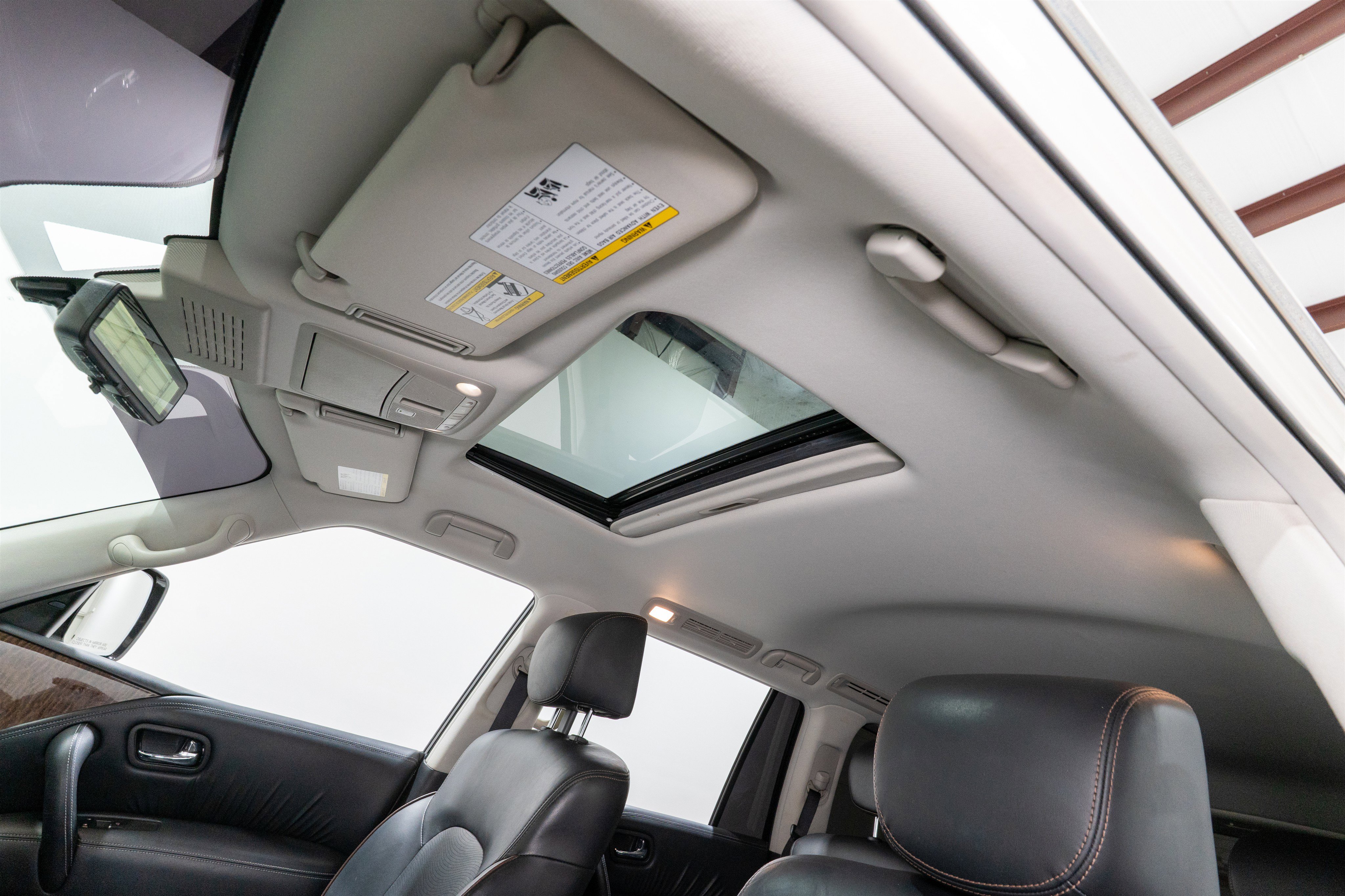 Used 2019 Nissan Armada Platinum w/ Captain's Chairs Package RWD image 17