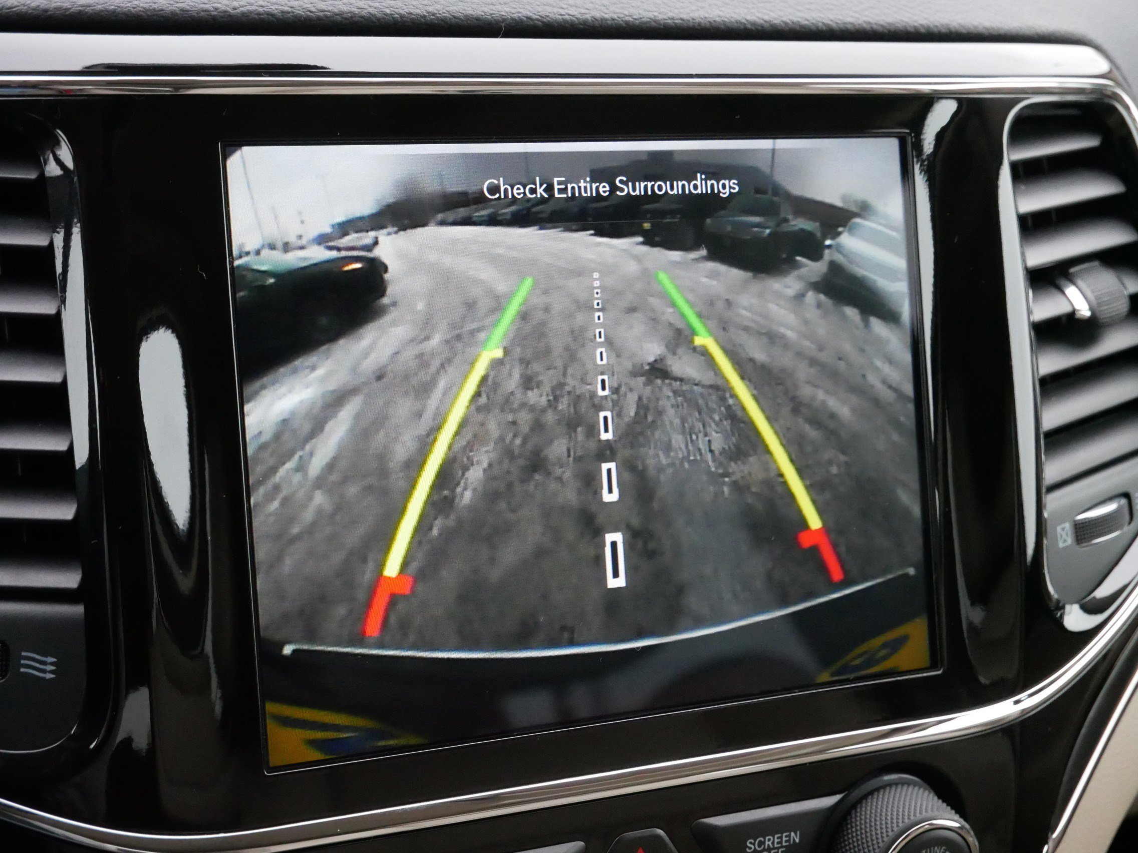 Used 2020 Jeep Grand Cherokee Limited w/ Luxury Group II image 30