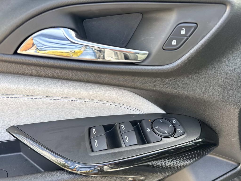 New 2026 Chevrolet Trax LT image 19