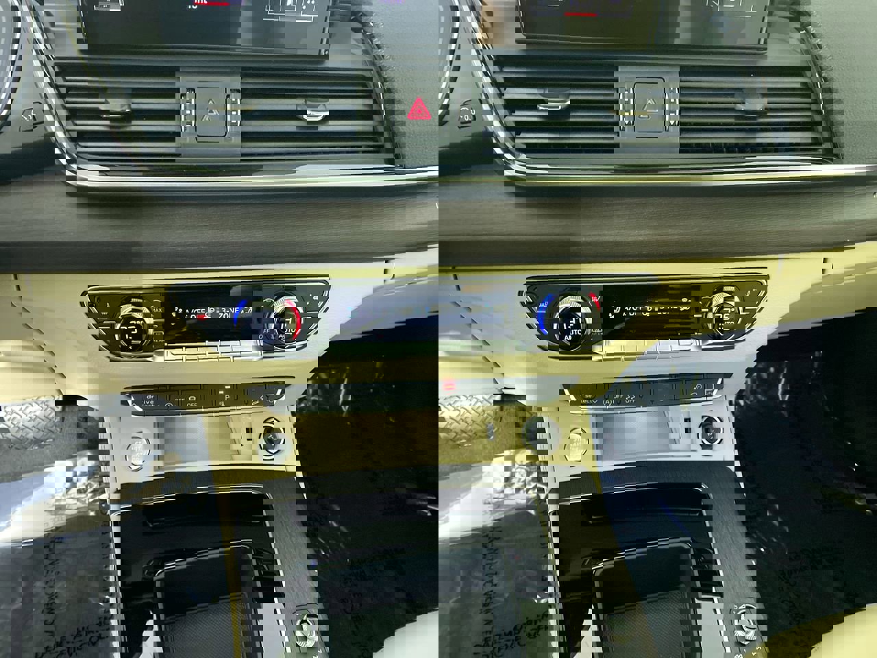 Used 2021 Audi Q5 Premium Plus w/ Premium Plus Package image 6