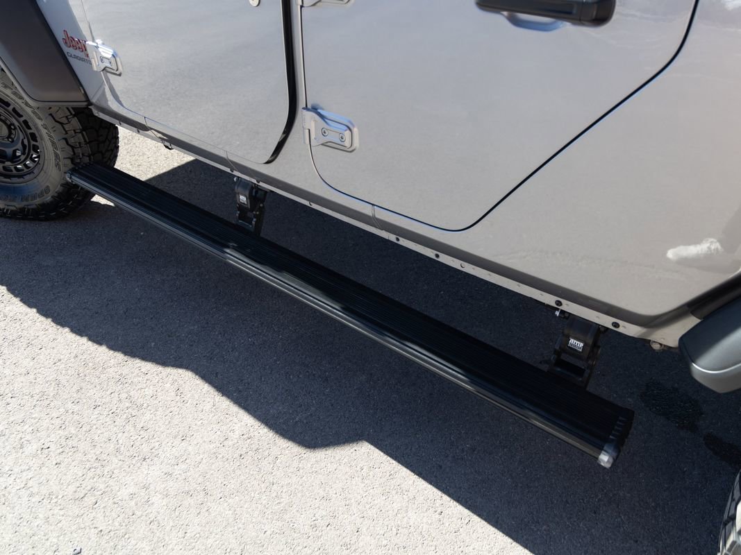 Used 2020 Jeep Gladiator Rubicon w/ Uconnect 4C Nav & Sound Group image 17