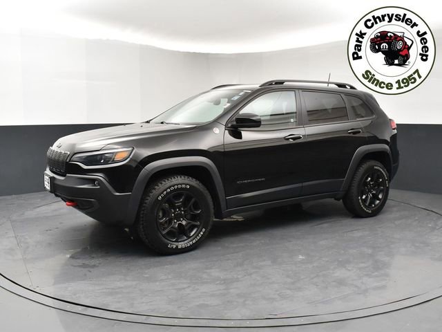 Used 2022 Jeep Cherokee Trailhawk w/ Sun, Sound & Nav Group AWD/4WD image 3